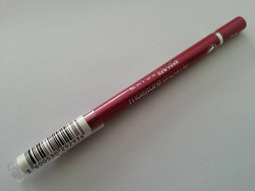 MAYBELLINE MOISTURE EXTREME LIP LINER 060